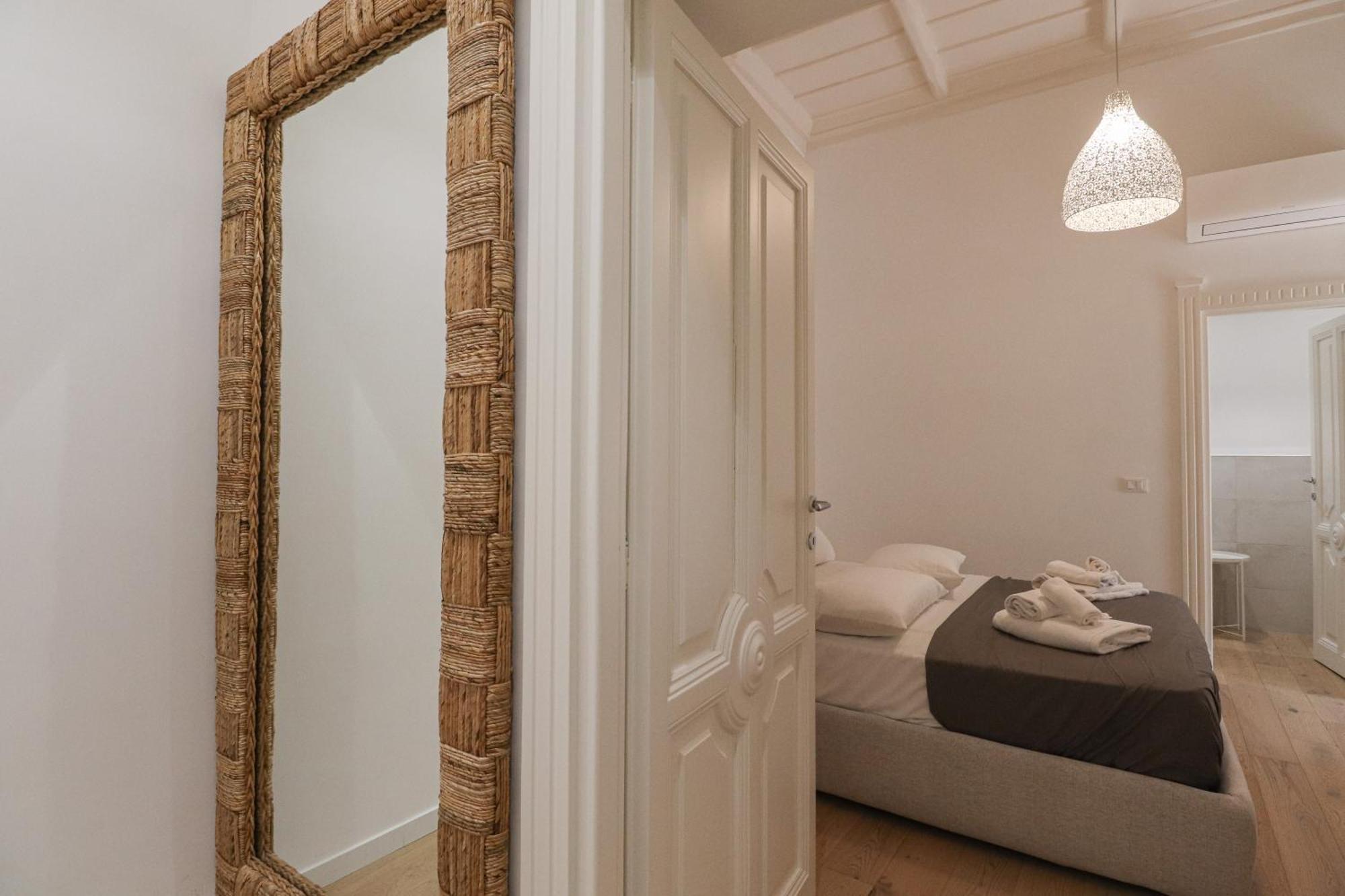We Home - Frattina14 - Piazza Di Spagna โรม ภายนอก รูปภาพ